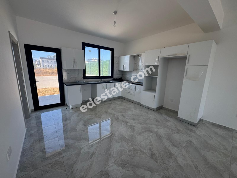 Lefkoşa Gönyeli'de Villalar Bölgesinde  3+1 SIFIR DUBLEX VİLLA (Lefkoşa'da içine daire alınır)