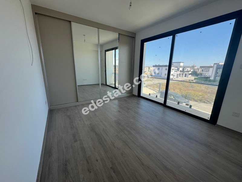 Lefkoşa Gönyeli'de Villalar Bölgesinde  3+1 SIFIR DUBLEX VİLLA (Lefkoşa'da içine daire alınır)
