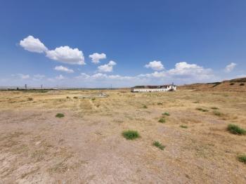 AFYON ÜÇOK EMLAKTAN SÜLÜMENLİ DE KONYA YOLU YAKINI SATILIK TİCARİ İMARLI ARSA