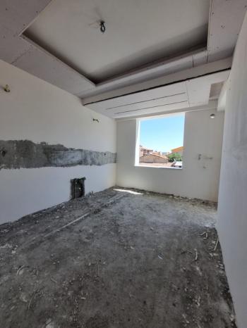 AFYON ÜÇOK EMLAKTAN EŞREFPAŞA MAH SATILIK SIFIR LÜX 3+1 GENİŞ DAİRELER