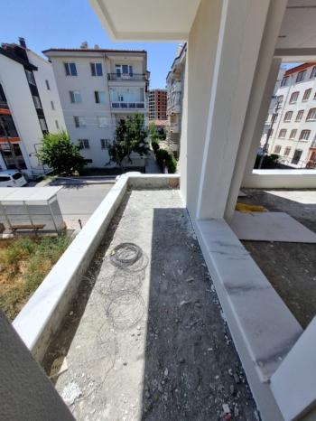 AFYON ÜÇOK EMLAKTAN EŞREFPAŞA MAH SATILIK SIFIR LÜX 3+1 GENİŞ DAİRELER