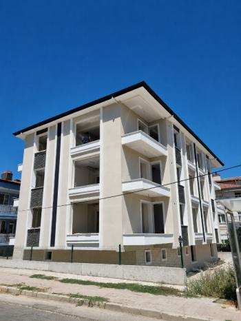 AFYON ÜÇOK EMLAKTAN EŞREFPAŞA MAH SATILIK SIFIR LÜX 3+1 GENİŞ DAİRELER