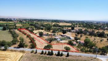 AFYON ÜÇOK EMLAKTAN SÜLÜN  GÜLTEPE DE ŞUHUT YOLUNA YAKIN 5.294M² SATILIK TARLA