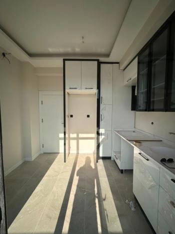 * AFYON ÜÇOK EMLAKTAN MAREŞAL FEVZİ ÇAKMAK MAH 2+1 SIFIR LÜX SATILIK DAİRE *