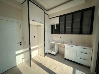 * AFYON ÜÇOK EMLAKTAN MAREŞAL FEVZİ ÇAKMAK MAH 2+1 SIFIR LÜX SATILIK DAİRE *