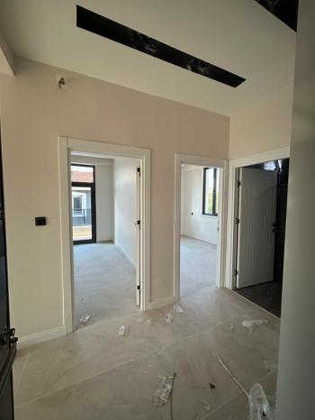 * AFYON ÜÇOK EMLAKTAN MAREŞAL FEVZİ ÇAKMAK MAH 2+1 SIFIR LÜX SATILIK DAİRE *