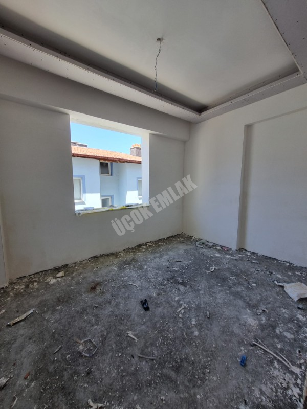 AFYON ÜÇOK EMLAKTAN EŞREFPAŞA MAH SATILIK SIFIR LÜX 3+1 GENİŞ DAİRELER