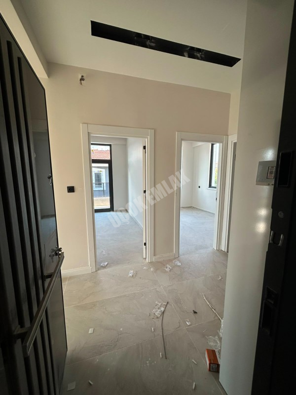 * AFYON ÜÇOK EMLAKTAN MAREŞAL FEVZİ ÇAKMAK MAH 2+1 SIFIR LÜX SATILIK DAİRE *