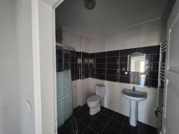 GÜVENAY - ÇORUM OSMANCIK YOLU UHUD CAMİ YANI SATILIK DAİRE