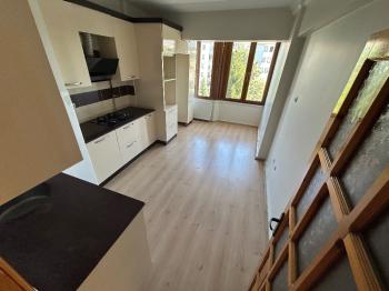 GÜVENAY -  ÇORUM ÜÇTUTLAR MAH. ADİL CANDEMİR PARKI KARŞISI  4+1 KİRALIK DAİRE