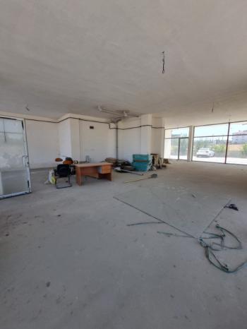 AFYON ÜÇOK EMLAKTAN HOCA AHMET YASEVİ MAH 150M² SIFIR AYARINDA KİRALIK DÜKKAN 