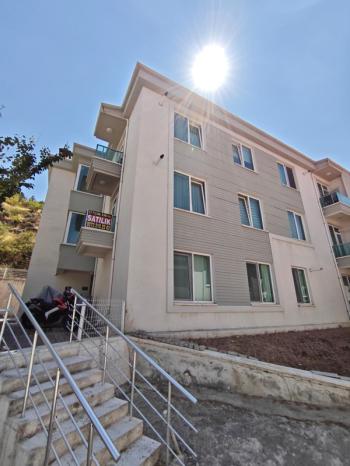AFYON ÜÇOK EMLAKTAN  HASAN KARAAĞAÇ MAH MAH 1+1 55M²FULL EŞYALI  SIFIR AYARINDA EŞYALI SATILIK DAİRE 