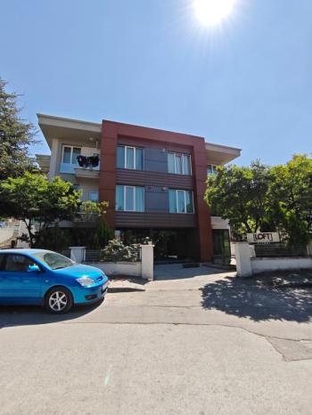 AFYON ÜÇOK EMLAKTAN  HASAN KARAAĞAÇ MAH MAH 1+1 55M²FULL EŞYALI  SIFIR AYARINDA EŞYALI SATILIK DAİRE 