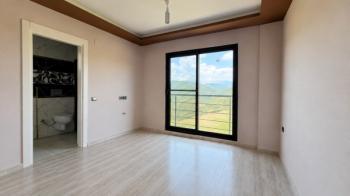 Elmas'tan Aladağ'da 1790 m2 Geniş Arsa İçinde Lüks Dubleks
