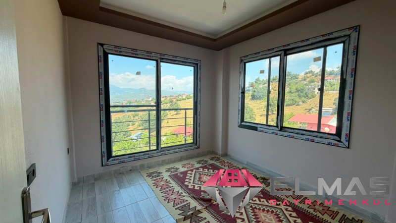 Elmas'tan Aladağ'da 1790 m2 Geniş Arsa İçinde Lüks Dubleks