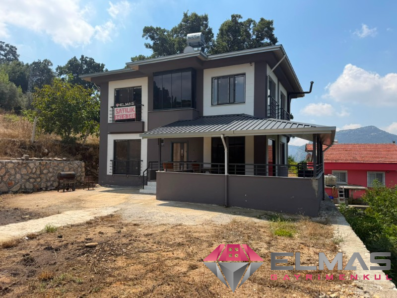 Elmas'tan Aladağ'da 1790 m2 Geniş Arsa İçinde Lüks Dubleks