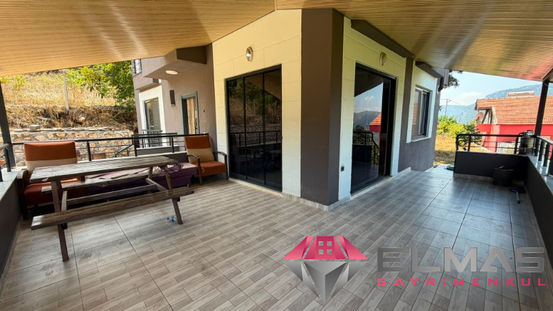 Elmas'tan Aladağ'da 1790 m2 Geniş Arsa İçinde Lüks Dubleks