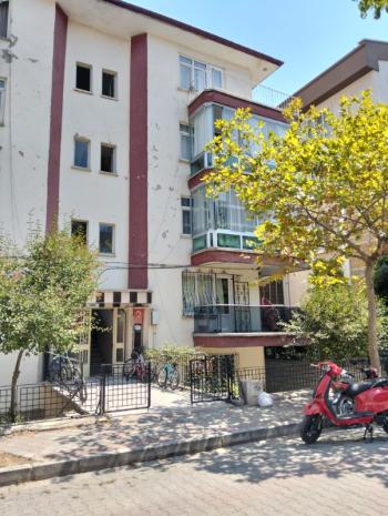 * AFYON ÜÇOK EMLAKTAN CUMHURİYET MAH 3+1 110M² TEMİZ BAKIMLI KİRALIK DAİRE *