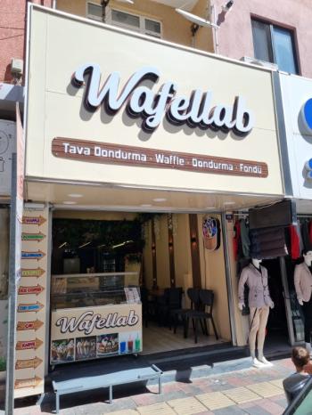* AFYON ÜÇOK EMLAKTAN DUMLUPINAR MAH İŞLEK CADDE ÜZERİ 75M² DEVREN KİRALIK DÜKKAN *