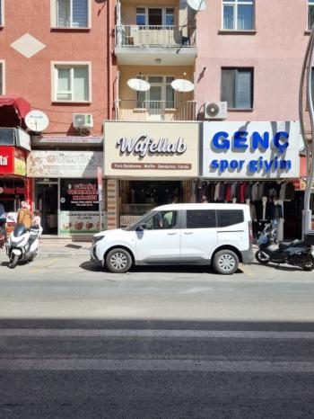 * AFYON ÜÇOK EMLAKTAN DUMLUPINAR MAH İŞLEK CADDE ÜZERİ 75M² DEVREN KİRALIK DÜKKAN *