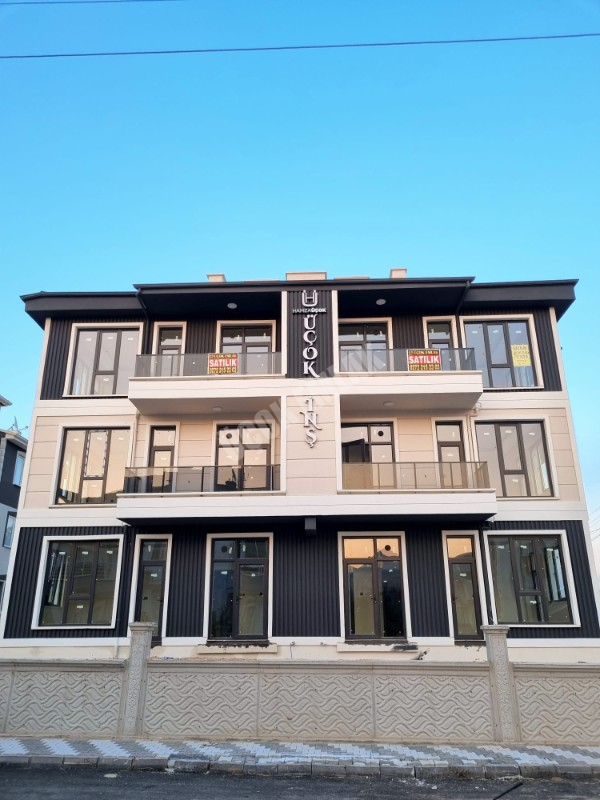 * AFYON ÜÇOK EMLAKTAN MAREŞAL FEVZİ ÇAKMAK MAH 2+1 SIFIR LÜX SATILIK DAİRE *