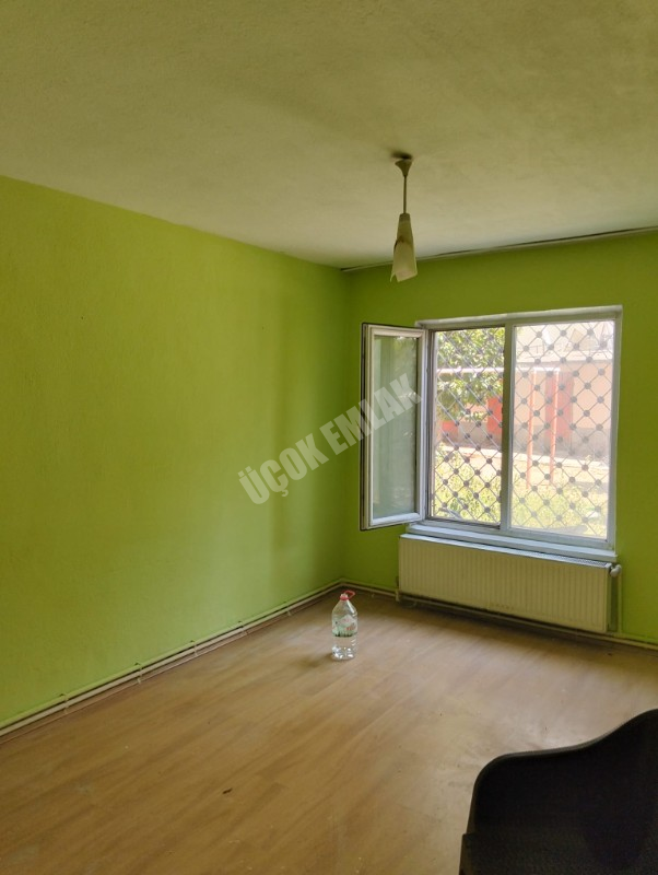 * AFYON ÜÇOK EMLAKTAN CUMHURİYET MAH 3+1 110M² TEMİZ BAKIMLI KİRALIK DAİRE *