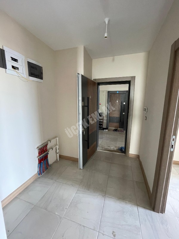 * AFYON ÜÇOK EMLAKTAN BATTAL GAZİ MAH TOKİ DE 2+1 85M² SİTE İÇRESİNDE KİRALIK DAİRE *