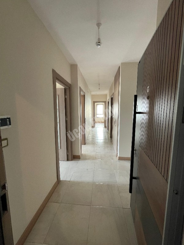 * AFYON ÜÇOK EMLAKTAN BATTAL GAZİ MAH TOKİ DE 2+1 85M² SİTE İÇRESİNDE KİRALIK DAİRE *