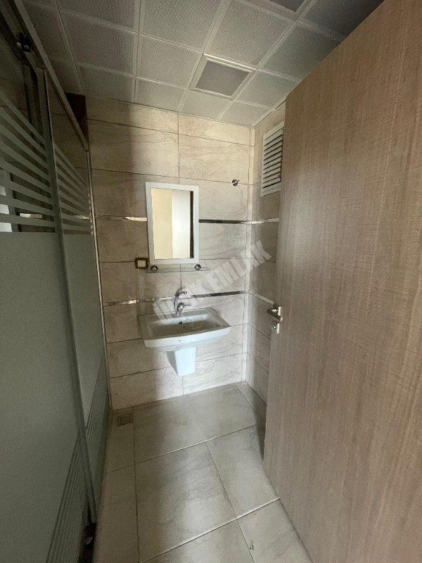 * AFYON ÜÇOK EMLAKTAN BATTAL GAZİ MAH TOKİ DE 2+1 85M² SİTE İÇRESİNDE KİRALIK DAİRE *