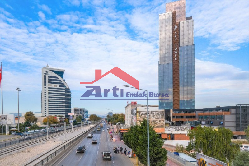 ARTI'DAN SKYTOWER'DA SATILIK 75M² PANAROMİK MANZARALI OFİS