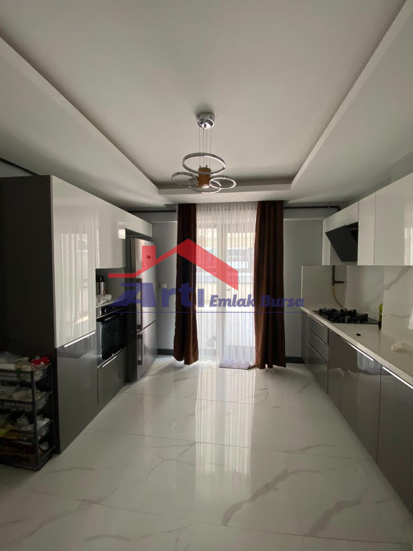ARTI'DAN KAYAPA'DA OTURUMA HAZIR KAT MÜLKİYETLİ 3+1 SATILIK DAİRE