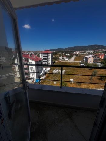BAHÇELİEVLERDE SATILIK SIFIR 2+0 DAİRE