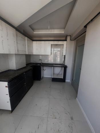 BAHÇELİEVLERDE SATILIK SIFIR 2+0 DAİRE