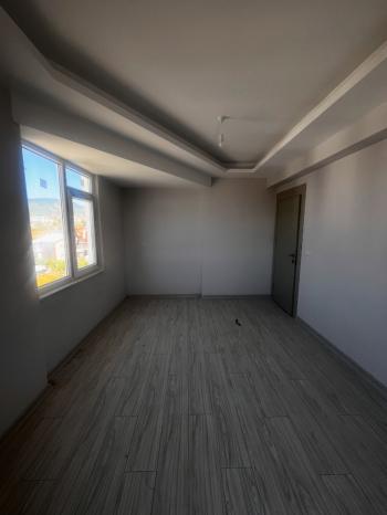 BAHÇELİEVLERDE SATILIK SIFIR 2+0 DAİRE