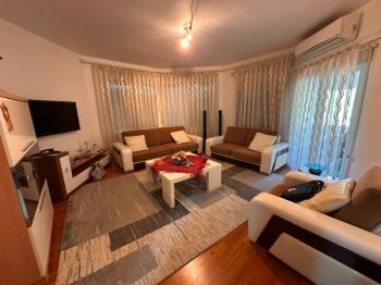 GÖNYELİDE AYLIK ÖDEMELİ FUL EŞYALI KİRALIK 3+1 DAİRE 