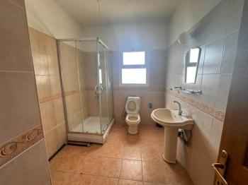 Göçmenköyde Ana Cade Üzerinde 2+1 Eşyalı Kiralık Penthouse Daire
