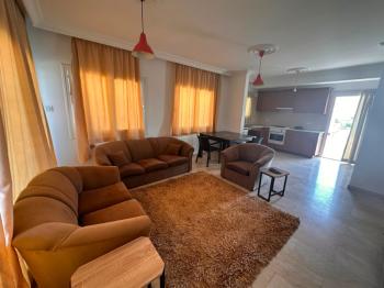 Göçmenköyde Ana Cade Üzerinde 2+1 Eşyalı Kiralık Penthouse Daire