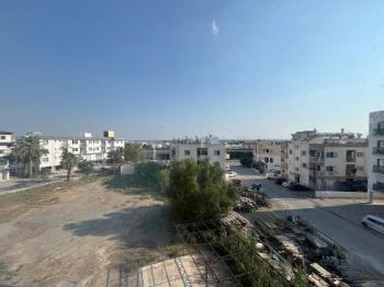 GÖNYELİ'DE TÜRK MALI  FUL EŞYALI SATILIK 2+1 DAİRE 