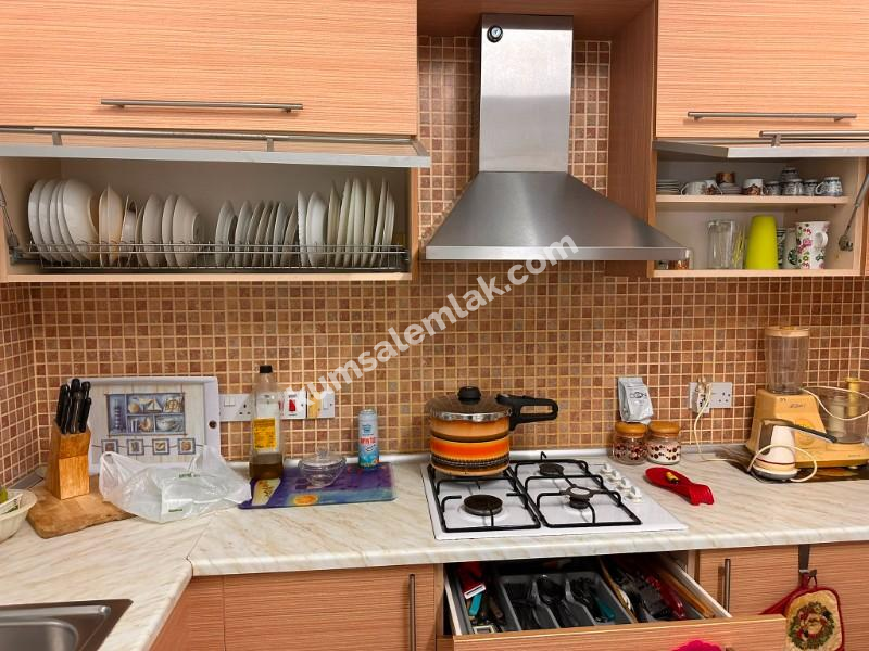 GÖNYELİDE AYLIK ÖDEMELİ FUL EŞYALI KİRALIK 3+1 DAİRE 
