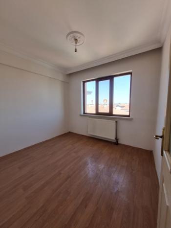 * AFYON ÜÇOK EMLAKTAN EŞREFPAŞA MAH 3+1 115M² GENİŞ BAKIMLI SATILIK DAİRE *