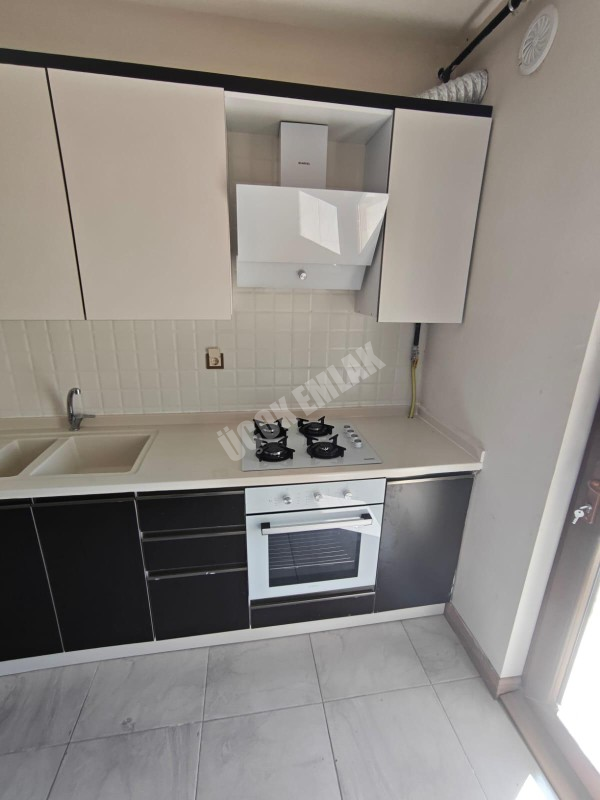 * AFYON ÜÇOK EMLAKTAN BATTAL GAZİ MAH TOKİ DE 2+1 85M² SİTE İÇRESİNDE KİRALIK DAİRE *