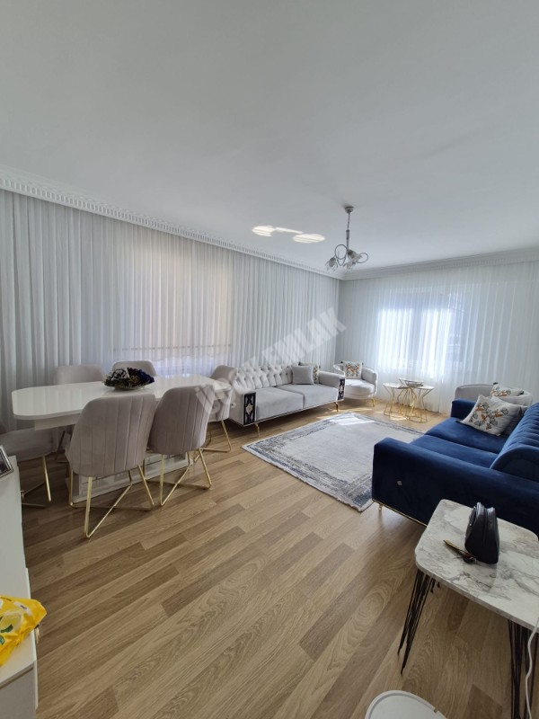 * AFYON ÜÇOK EMLAKTAN MAREŞAL FEVZİ ÇAKMAK MAH 3+1 110M² TEMİZ BAKIMLI SATILIK DAİRE *