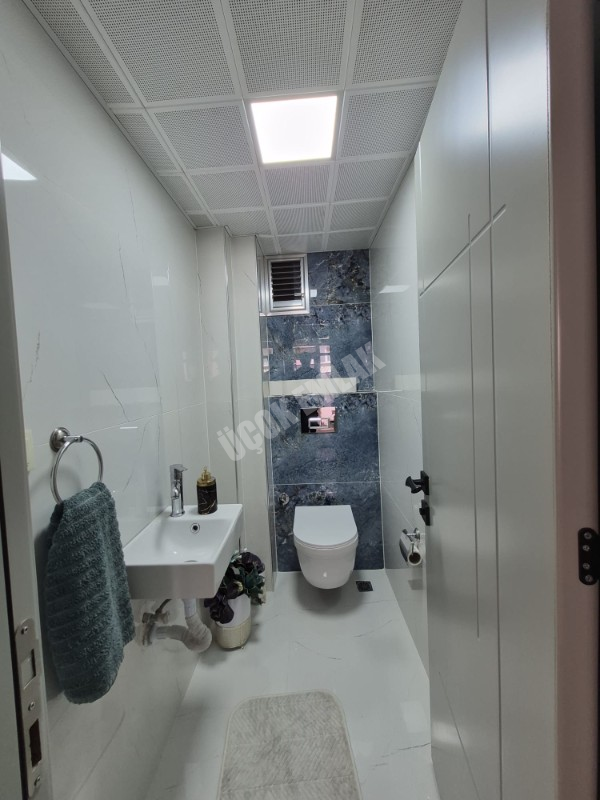 * AFYON ÜÇOK EMLAKTAN MAREŞAL FEVZİ ÇAKMAK MAH 3+1 110M² TEMİZ BAKIMLI SATILIK DAİRE *