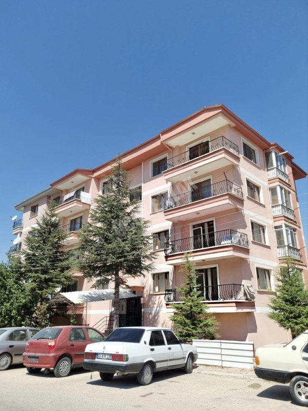 * AFYON ÜÇOK EMLAKTAN EŞREFPAŞA MAH 3+1 115M² GENİŞ BAKIMLI SATILIK DAİRE *