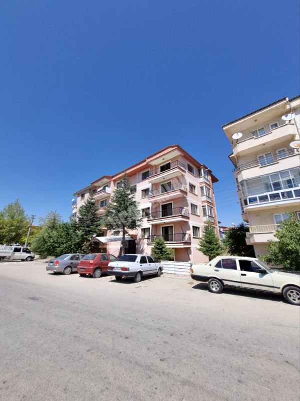 * AFYON ÜÇOK EMLAKTAN EŞREFPAŞA MAH 3+1 115M² GENİŞ BAKIMLI SATILIK DAİRE *