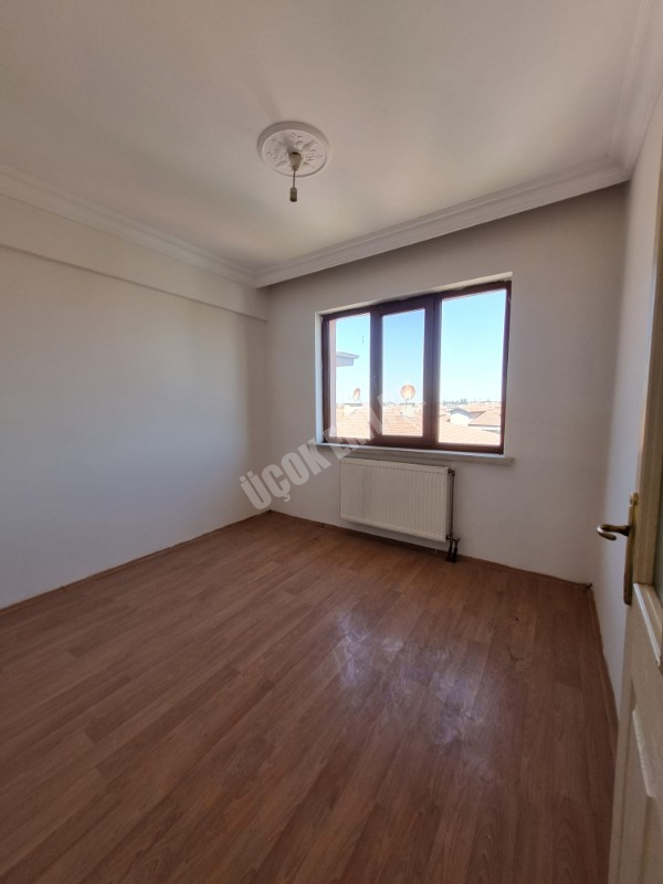 * AFYON ÜÇOK EMLAKTAN EŞREFPAŞA MAH 3+1 115M² GENİŞ BAKIMLI SATILIK DAİRE *