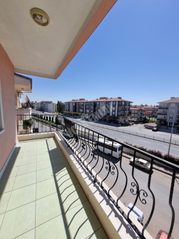 * AFYON ÜÇOK EMLAKTAN EŞREFPAŞA MAH 3+1 115M² GENİŞ BAKIMLI SATILIK DAİRE *