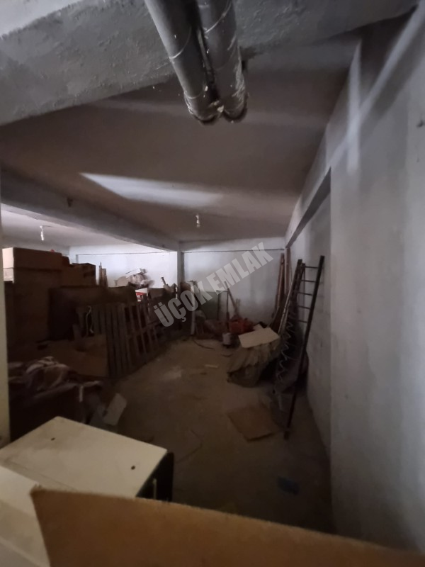 * AFYON ÜÇOK EMLAKTAN EŞREFPAŞA MAH 3+1 115M² GENİŞ BAKIMLI SATILIK DAİRE *