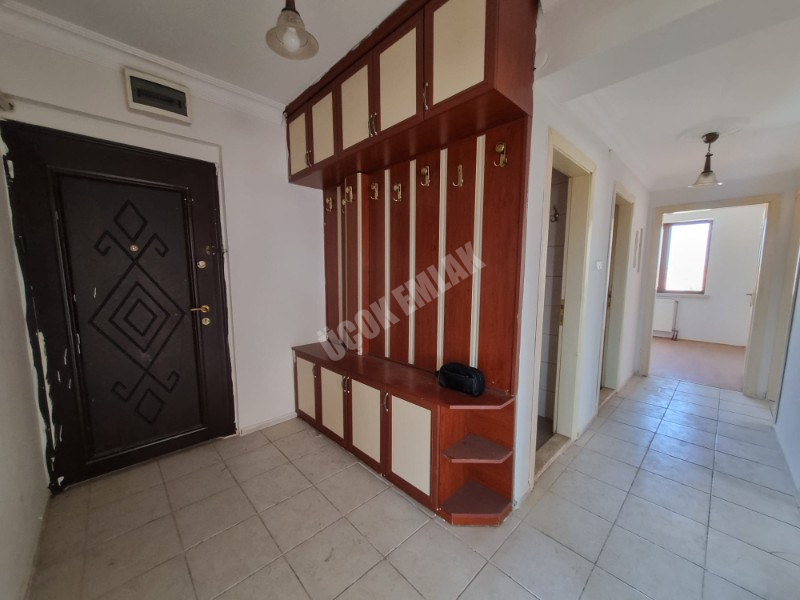 * AFYON ÜÇOK EMLAKTAN EŞREFPAŞA MAH 3+1 115M² GENİŞ BAKIMLI SATILIK DAİRE *