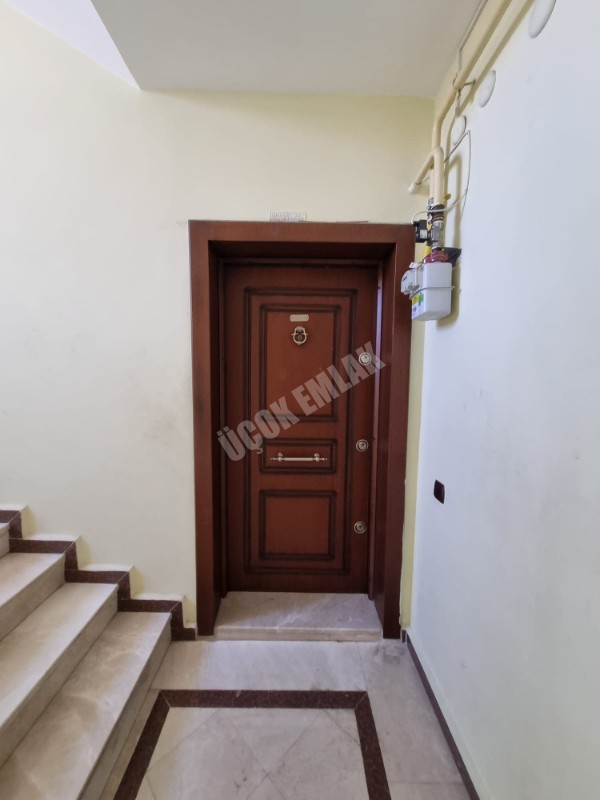 * AFYON ÜÇOK EMLAKTAN SELÇUKLU MAH 3+1 120M² GENİŞ TEMİZ BAKIMLI KİRALIK DAİRE *